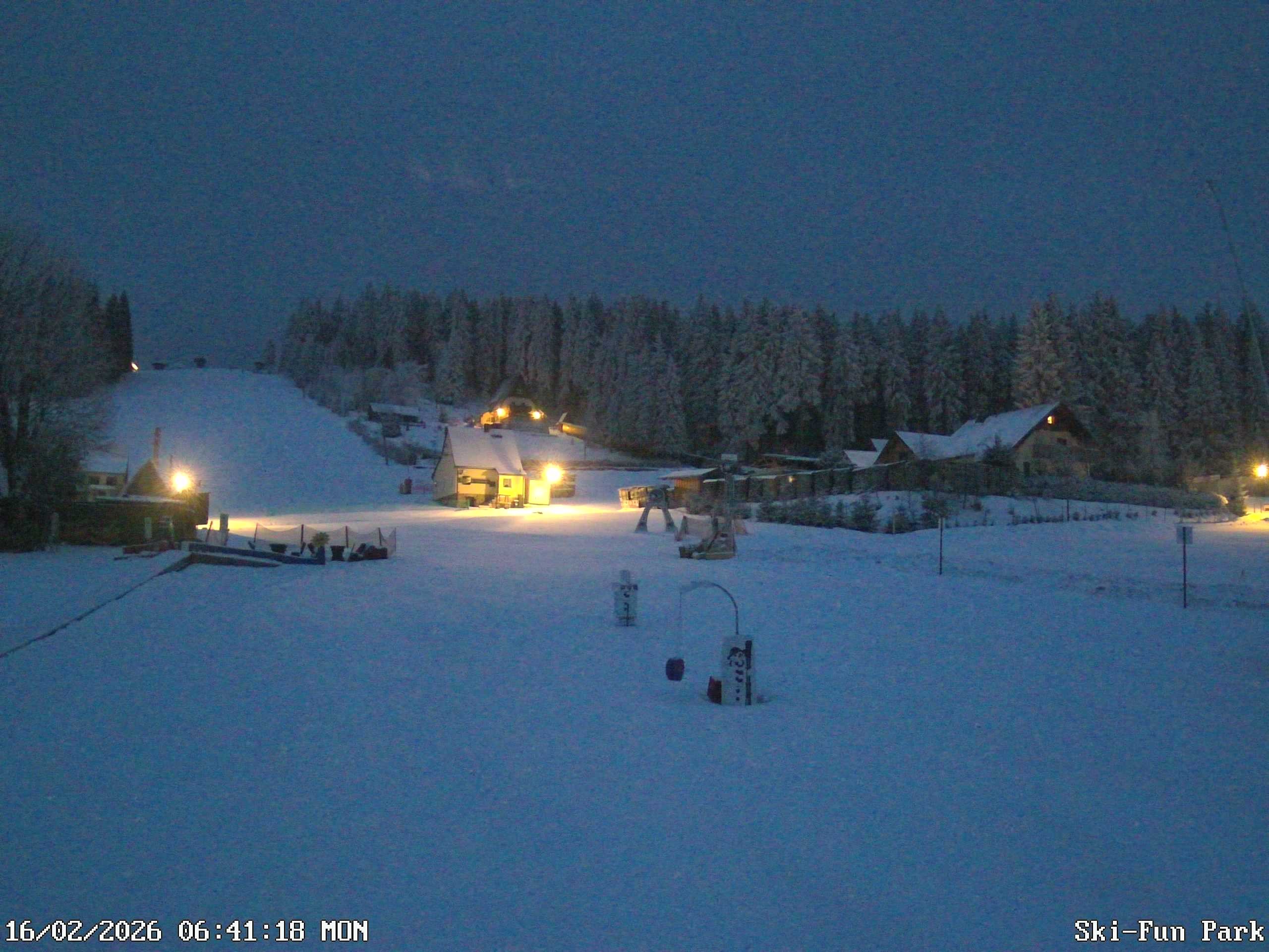 Archiv Foto Webcam Carlsfeld - Talstation Skigebiet
