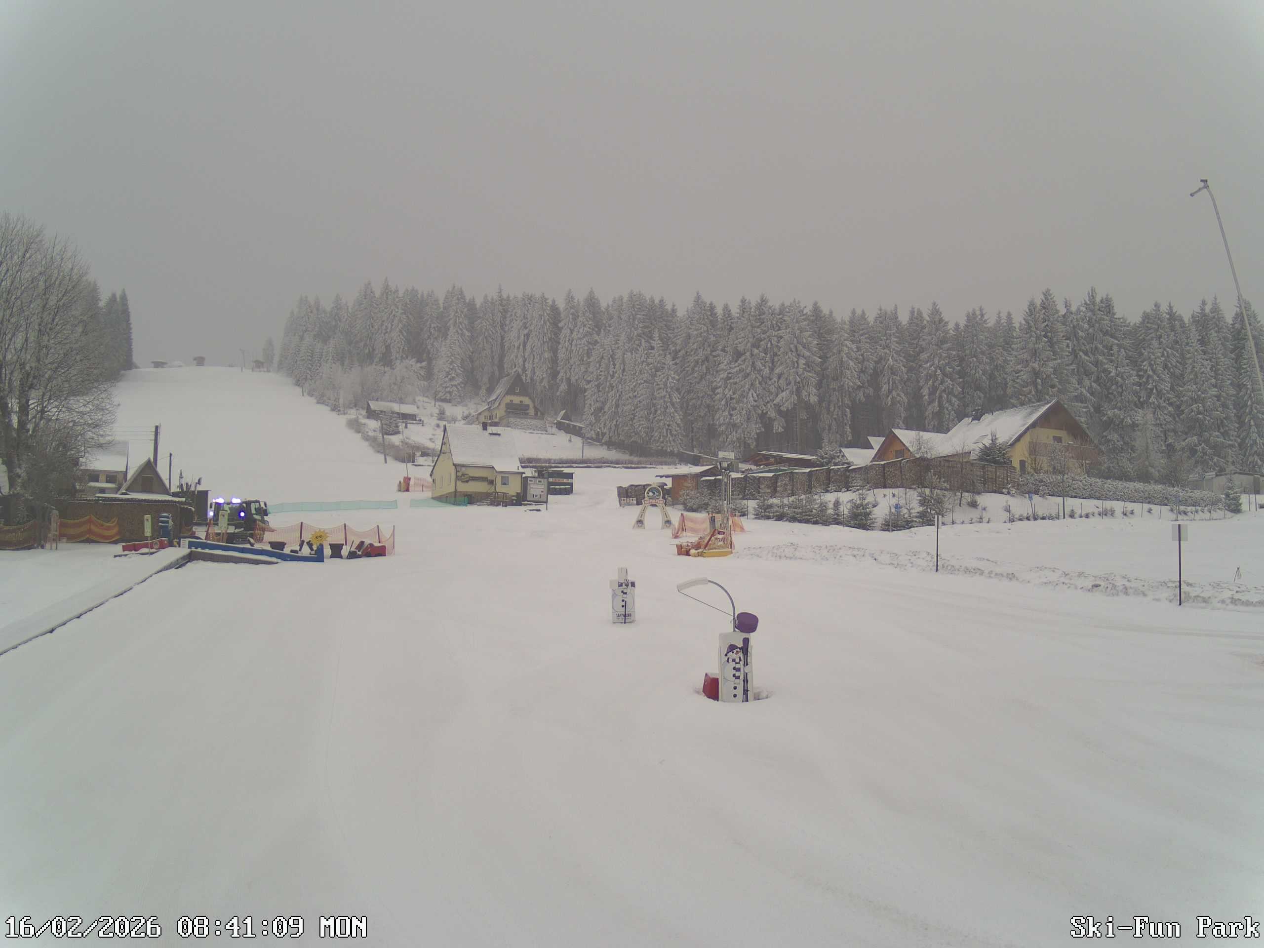 Archiv Foto Webcam Carlsfeld - Talstation Skigebiet