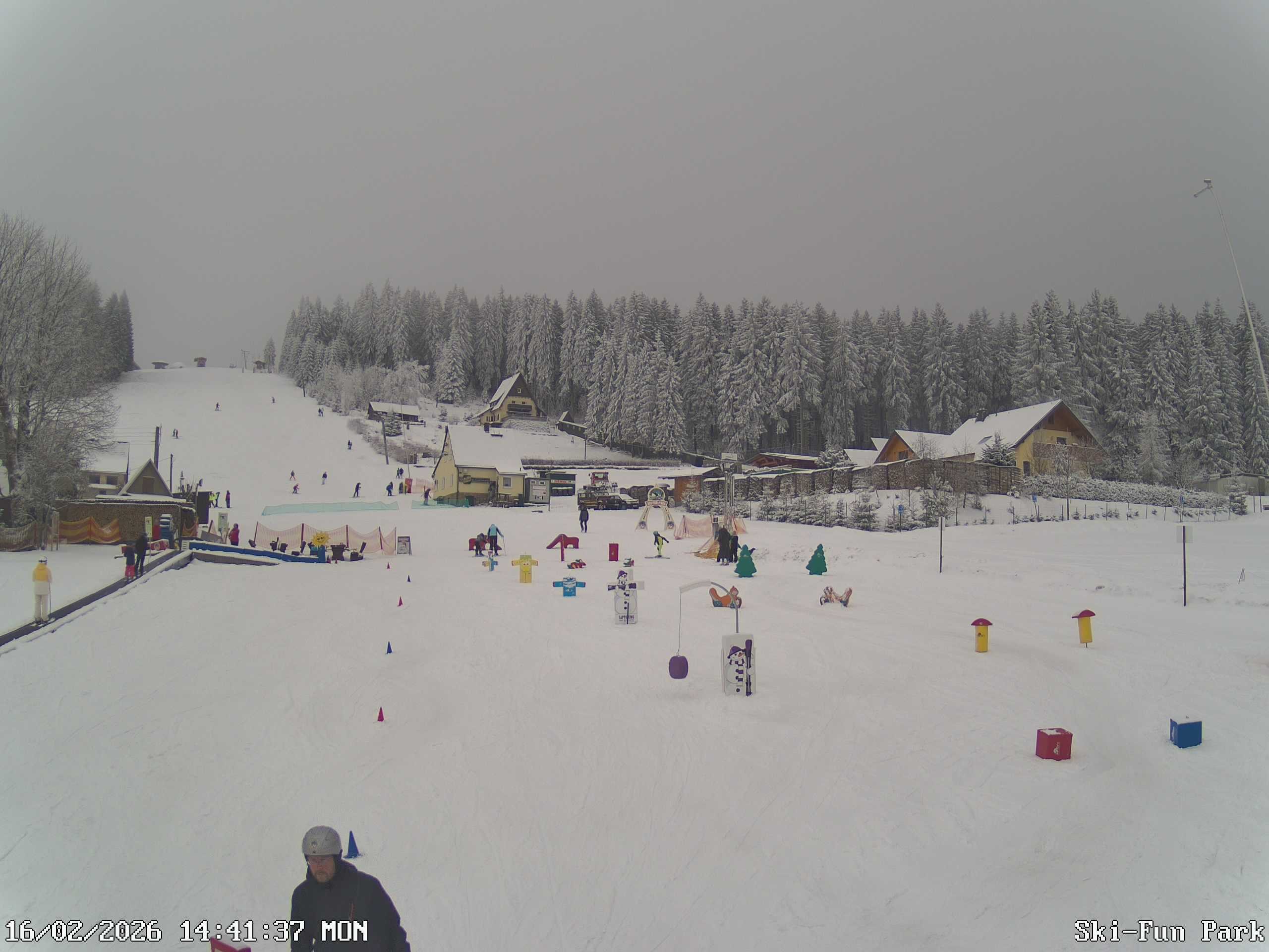 Archiv Foto Webcam Carlsfeld - Talstation Skigebiet