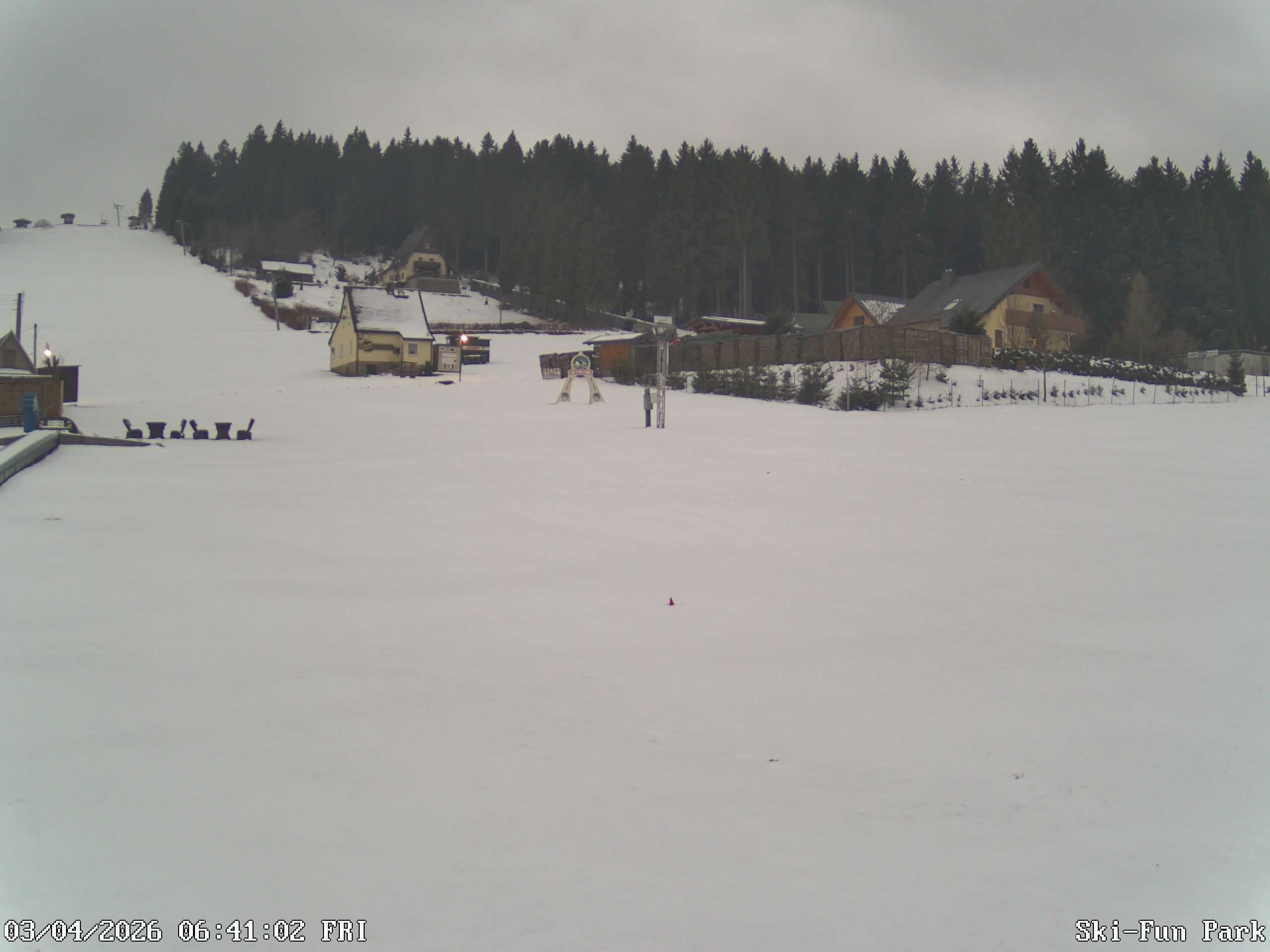 Archiv Foto Webcam Carlsfeld - Talstation Skigebiet