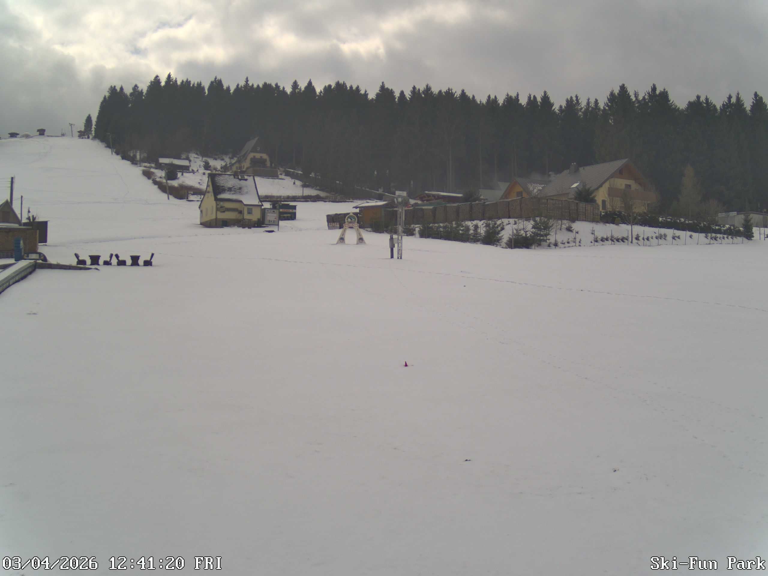 Archiv Foto Webcam Carlsfeld - Talstation Skigebiet