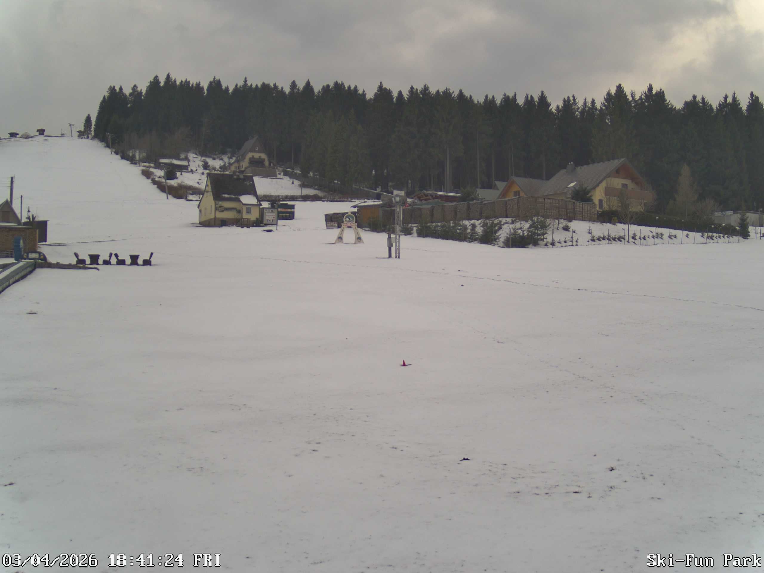 Archiv Foto Webcam Carlsfeld - Talstation Skigebiet