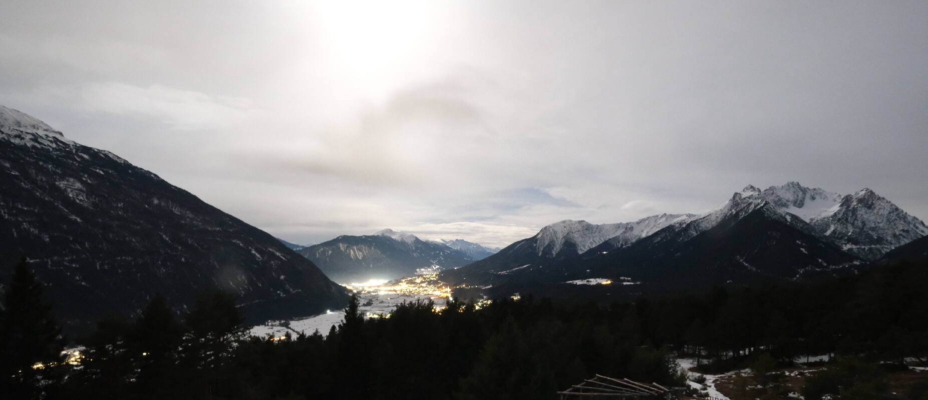 Archiv Foto Webcam Tarrenz - Blick vom Kappakreuz auf Imst