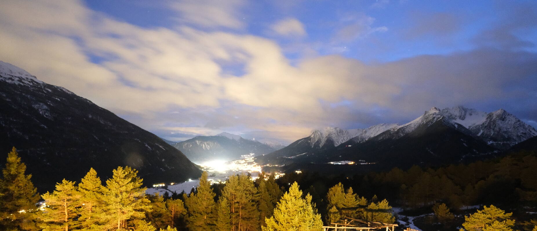 Archiv Foto Webcam Tarrenz - Blick vom Kappakreuz auf Imst