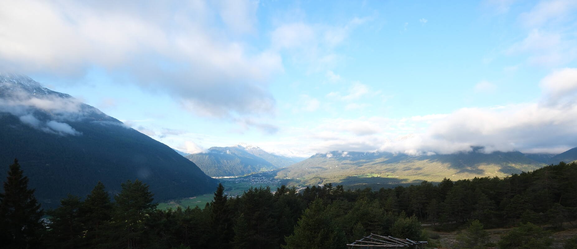 Archiv Foto Webcam Tarrenz - Blick vom Kappakreuz auf Imst