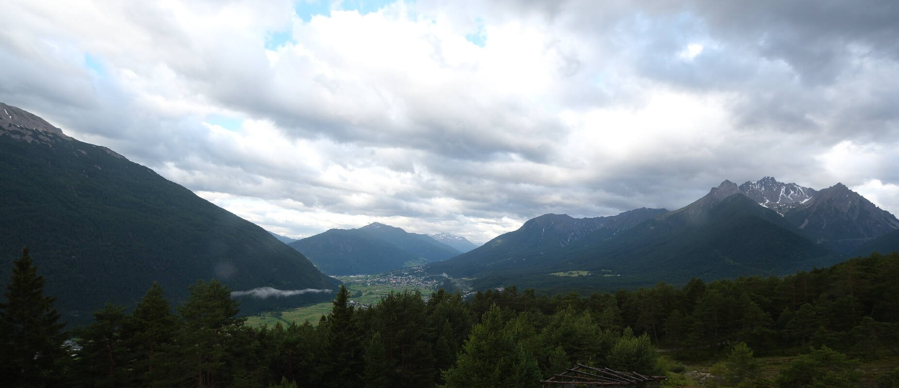 Archiv Foto Webcam Tarrenz - Blick vom Kappakreuz auf Imst