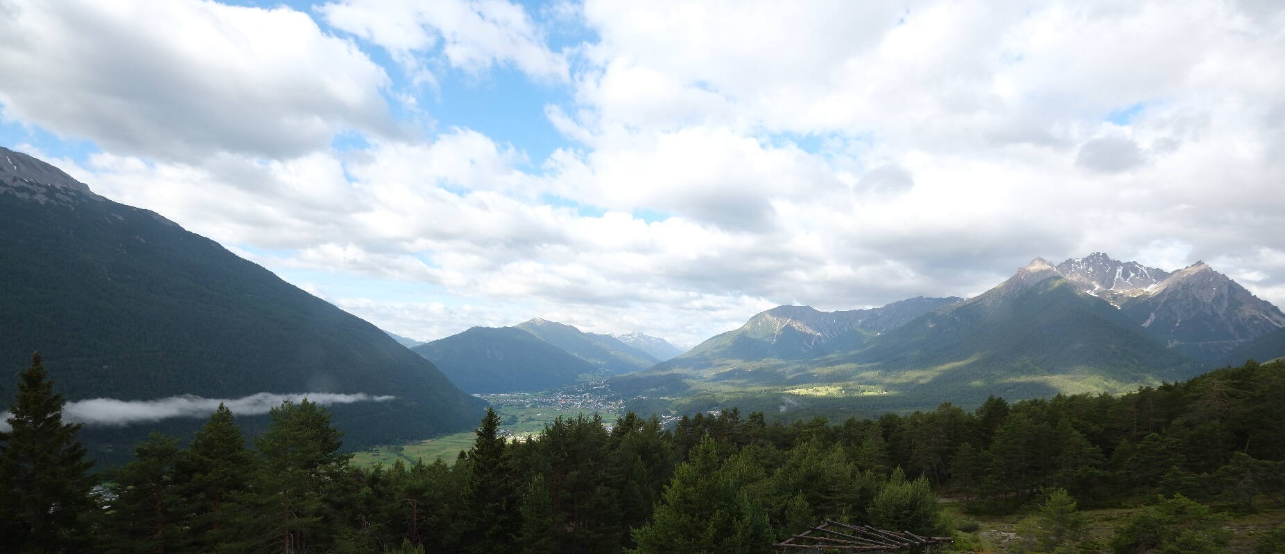 Archiv Foto Webcam Tarrenz - Blick vom Kappakreuz auf Imst