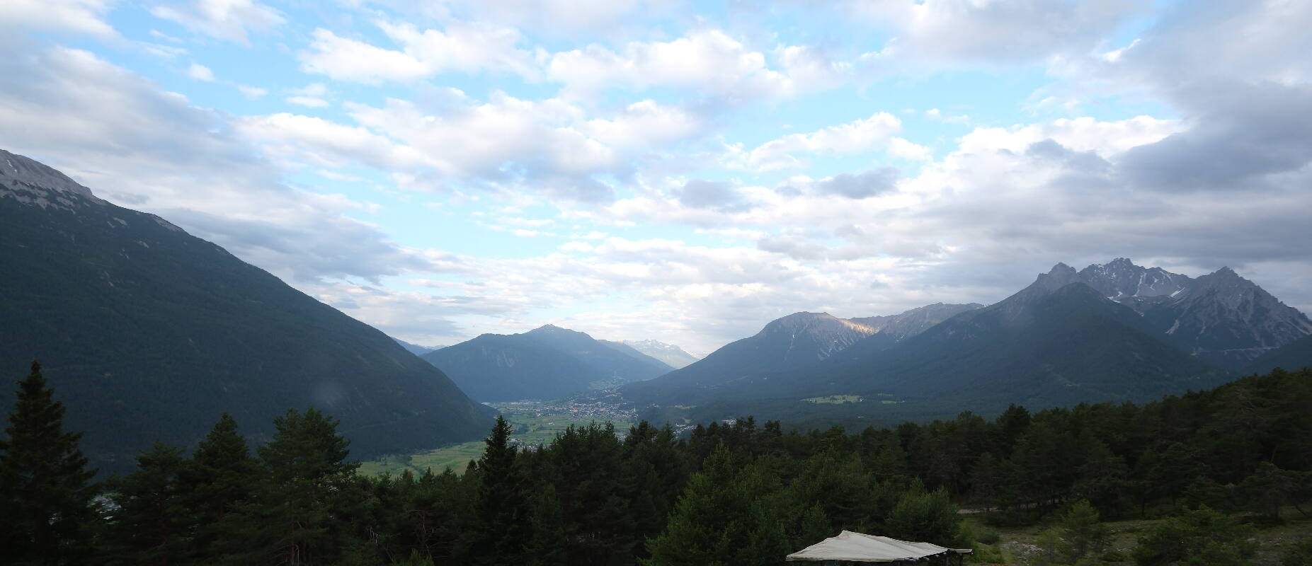 Archiv Foto Webcam Tarrenz - Blick vom Kappakreuz auf Imst