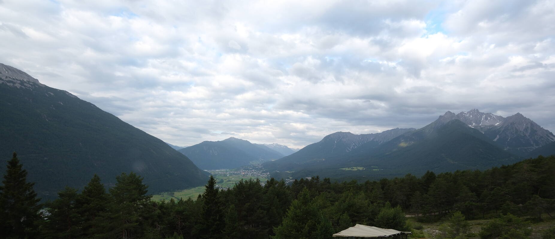 Archiv Foto Webcam Tarrenz - Blick vom Kappakreuz auf Imst