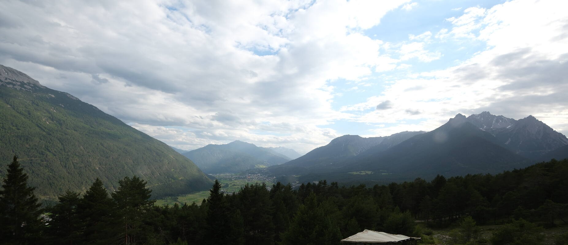 Archiv Foto Webcam Tarrenz - Blick vom Kappakreuz auf Imst