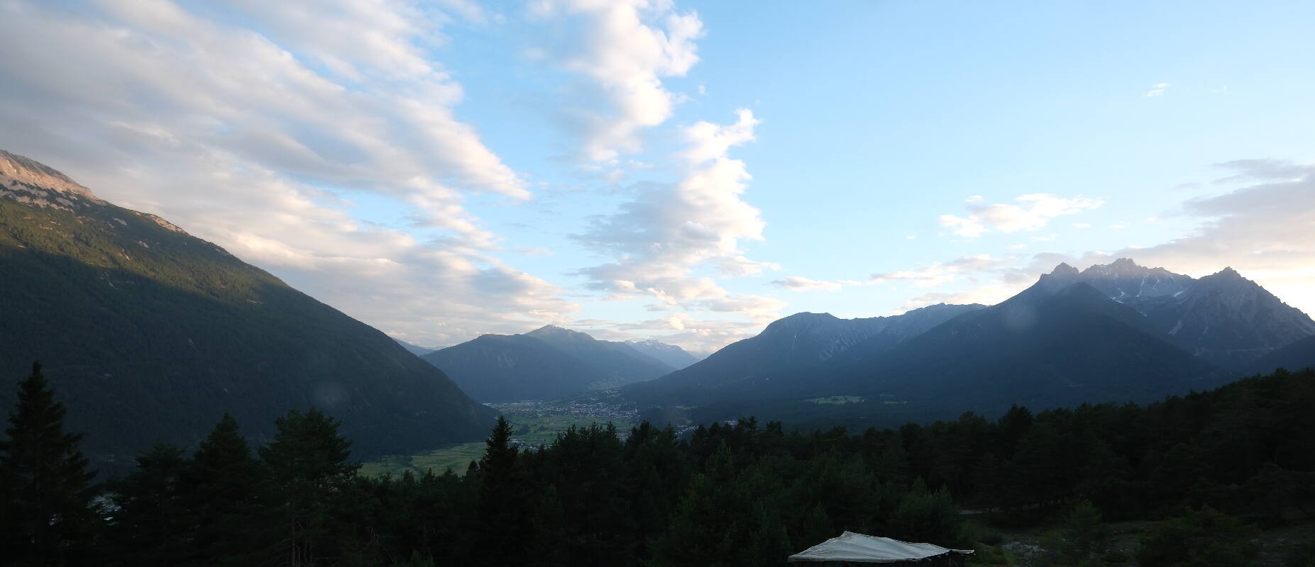 Archiv Foto Webcam Tarrenz - Blick vom Kappakreuz auf Imst