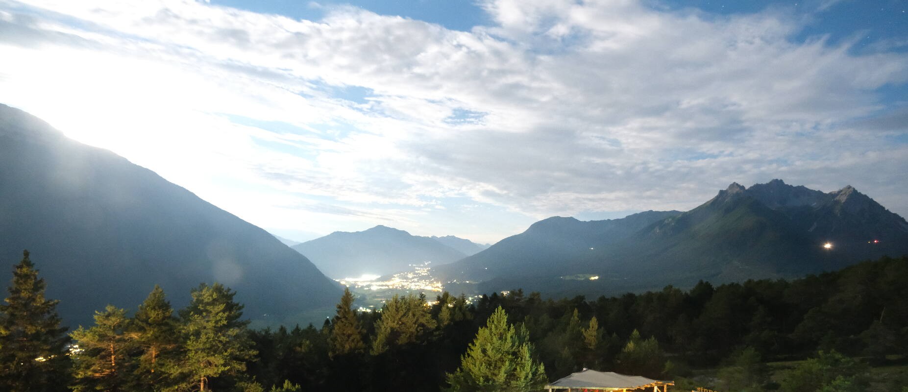 Archiv Foto Webcam Tarrenz - Blick vom Kappakreuz auf Imst