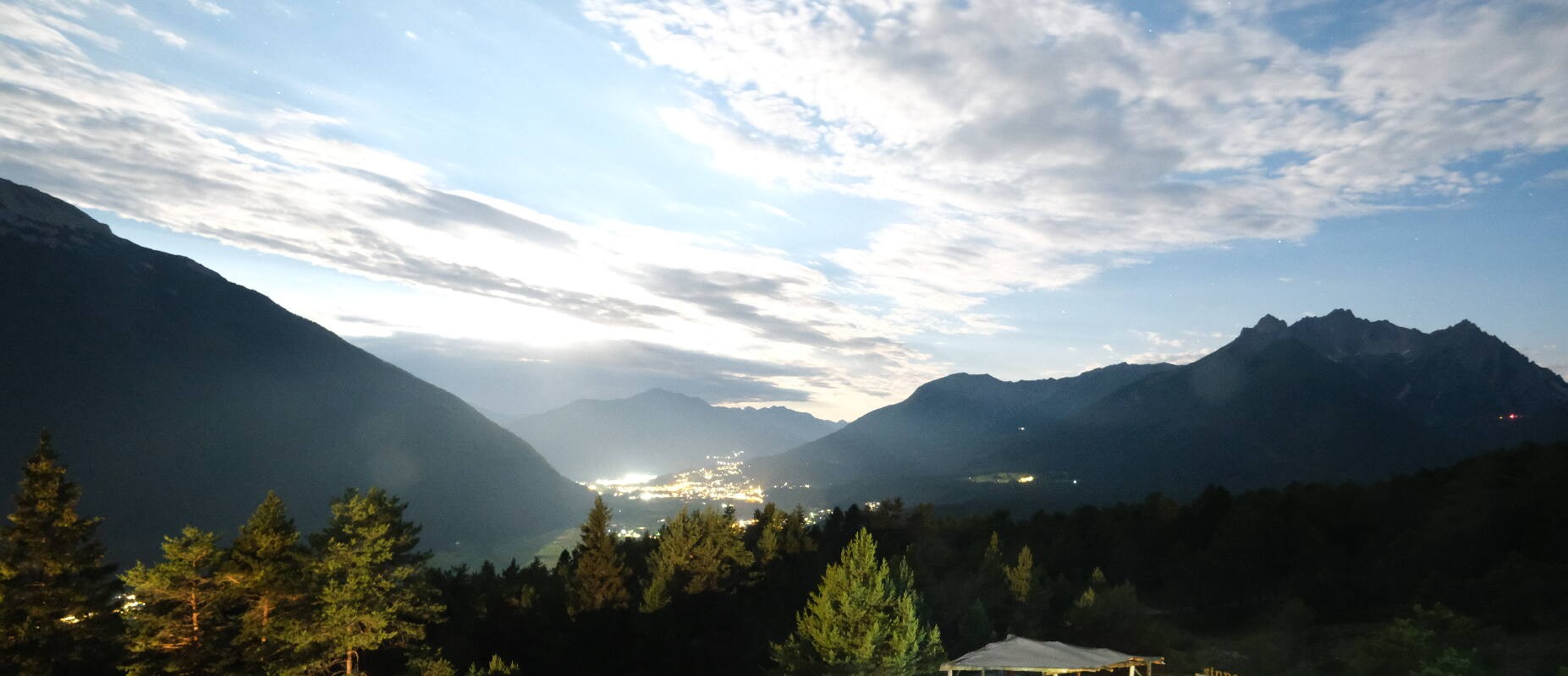 Archiv Foto Webcam Tarrenz - Blick vom Kappakreuz auf Imst