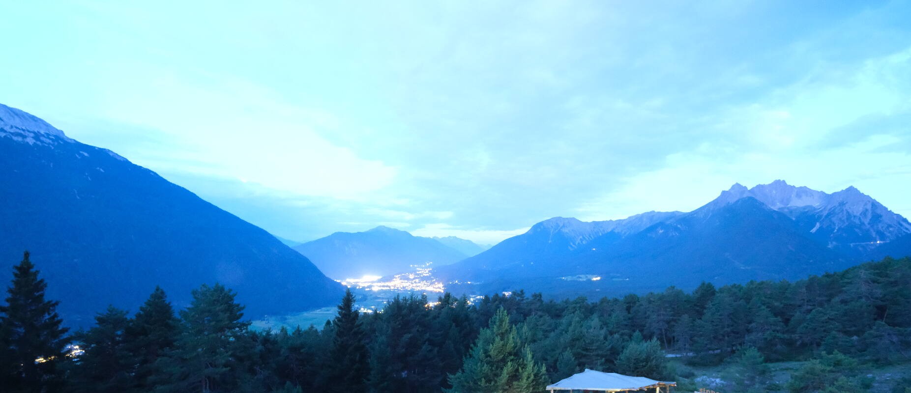 Archiv Foto Webcam Tarrenz - Blick vom Kappakreuz auf Imst