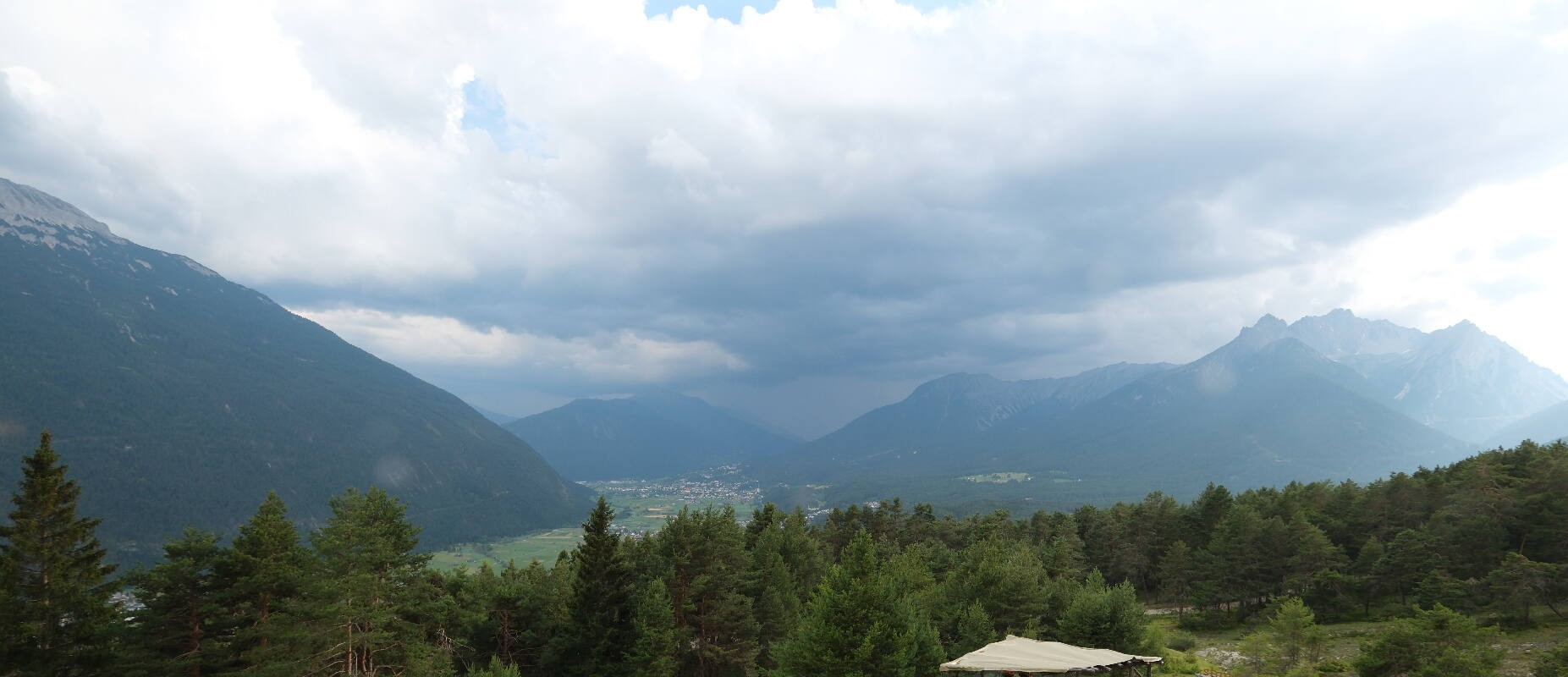 Archiv Foto Webcam Tarrenz - Blick vom Kappakreuz auf Imst