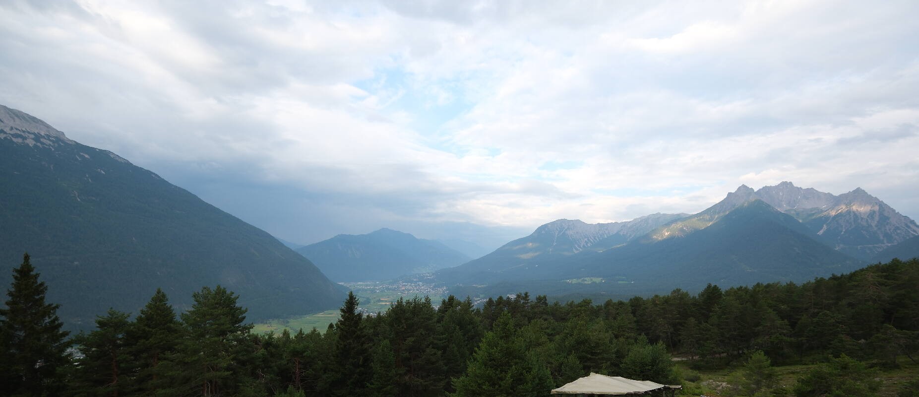 Archiv Foto Webcam Tarrenz - Blick vom Kappakreuz auf Imst