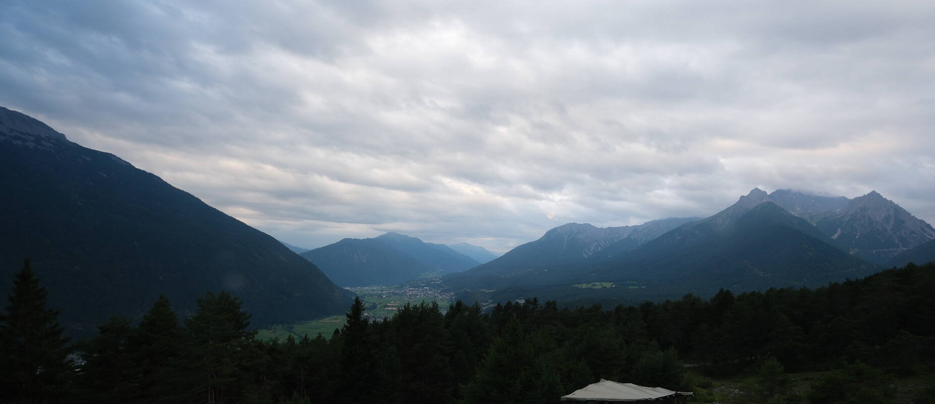 Archiv Foto Webcam Tarrenz - Blick vom Kappakreuz auf Imst
