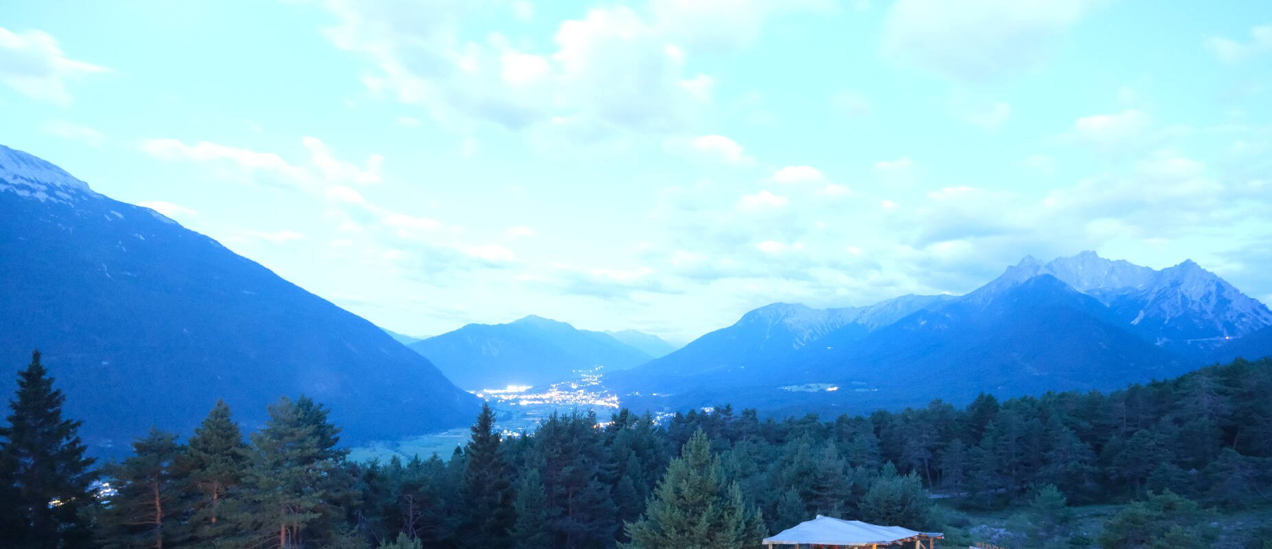 Archiv Foto Webcam Tarrenz - Blick vom Kappakreuz auf Imst