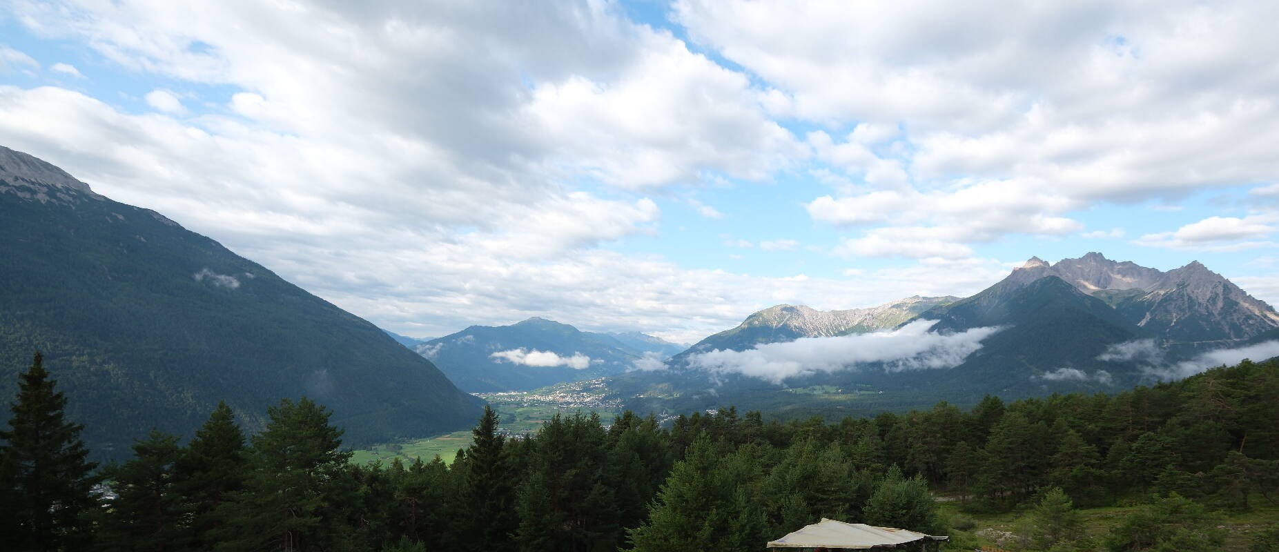 Archiv Foto Webcam Tarrenz - Blick vom Kappakreuz auf Imst