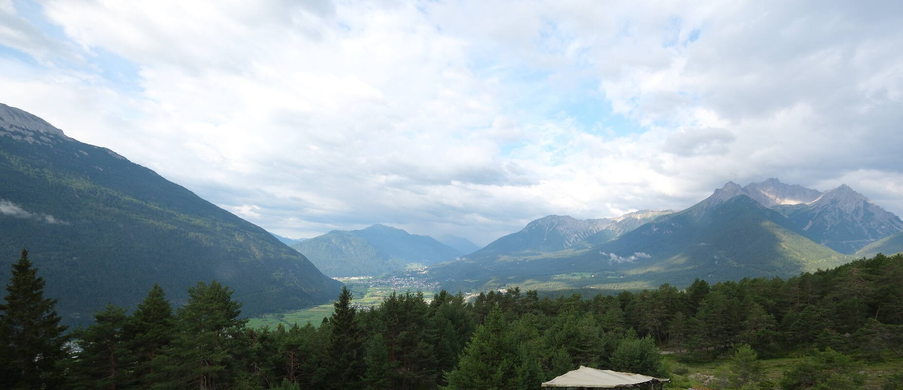 Archiv Foto Webcam Tarrenz - Blick vom Kappakreuz auf Imst
