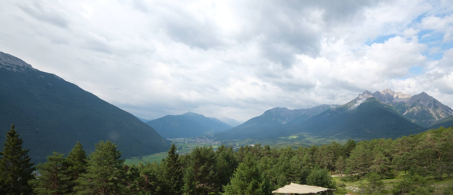 Archiv Foto Webcam Tarrenz - Blick vom Kappakreuz auf Imst