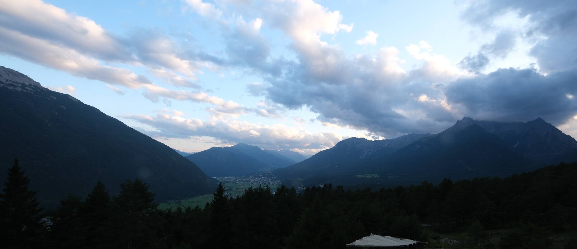 Archiv Foto Webcam Tarrenz - Blick vom Kappakreuz auf Imst