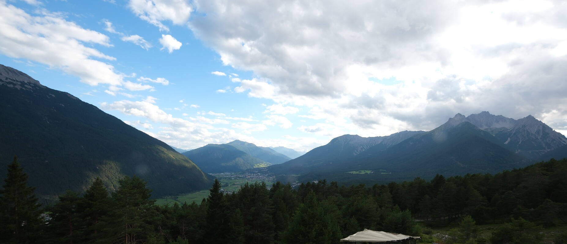Archiv Foto Webcam Tarrenz - Blick vom Kappakreuz auf Imst