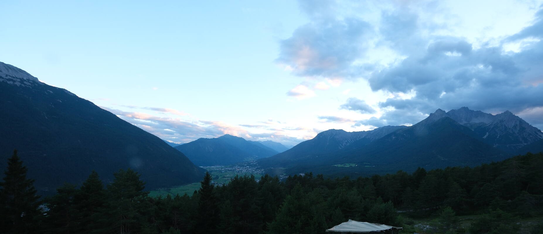 Archiv Foto Webcam Tarrenz - Blick vom Kappakreuz auf Imst