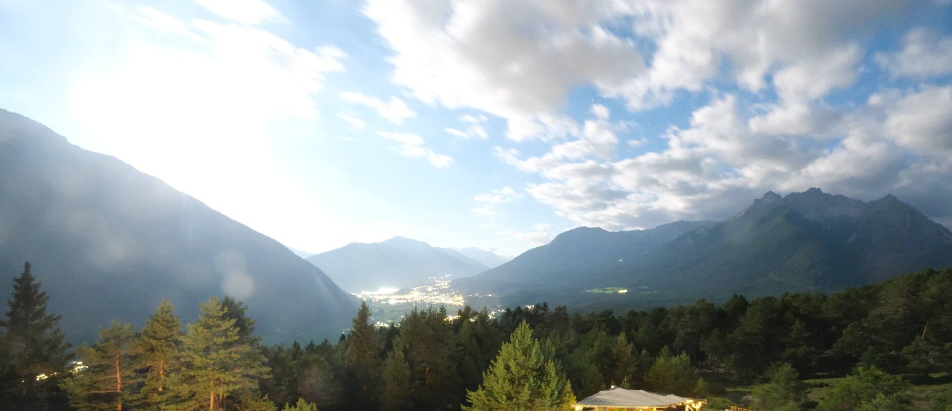 Archiv Foto Webcam Tarrenz - Blick vom Kappakreuz auf Imst