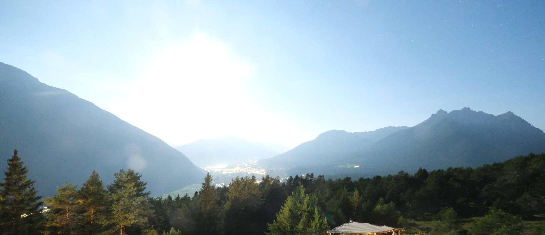 Archiv Foto Webcam Tarrenz - Blick vom Kappakreuz auf Imst