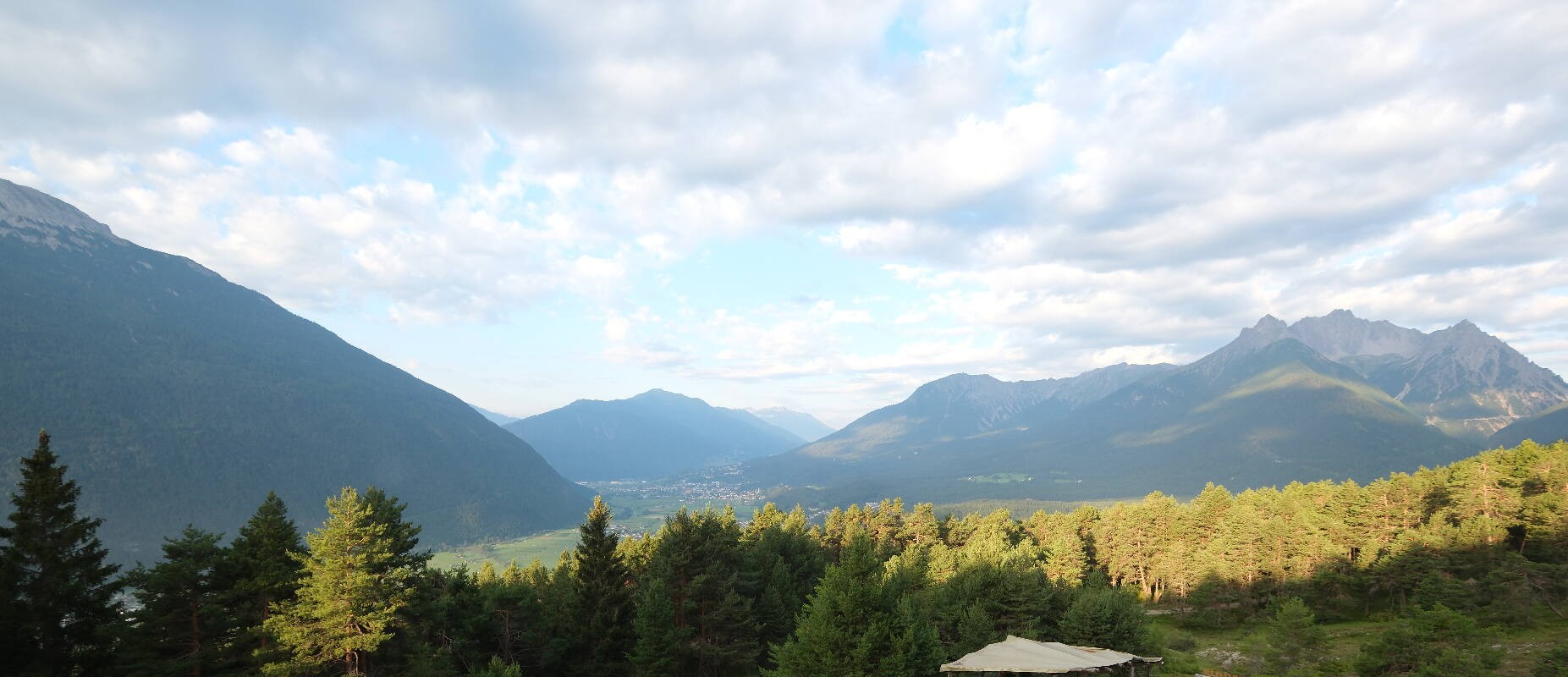 Archiv Foto Webcam Tarrenz - Blick vom Kappakreuz auf Imst