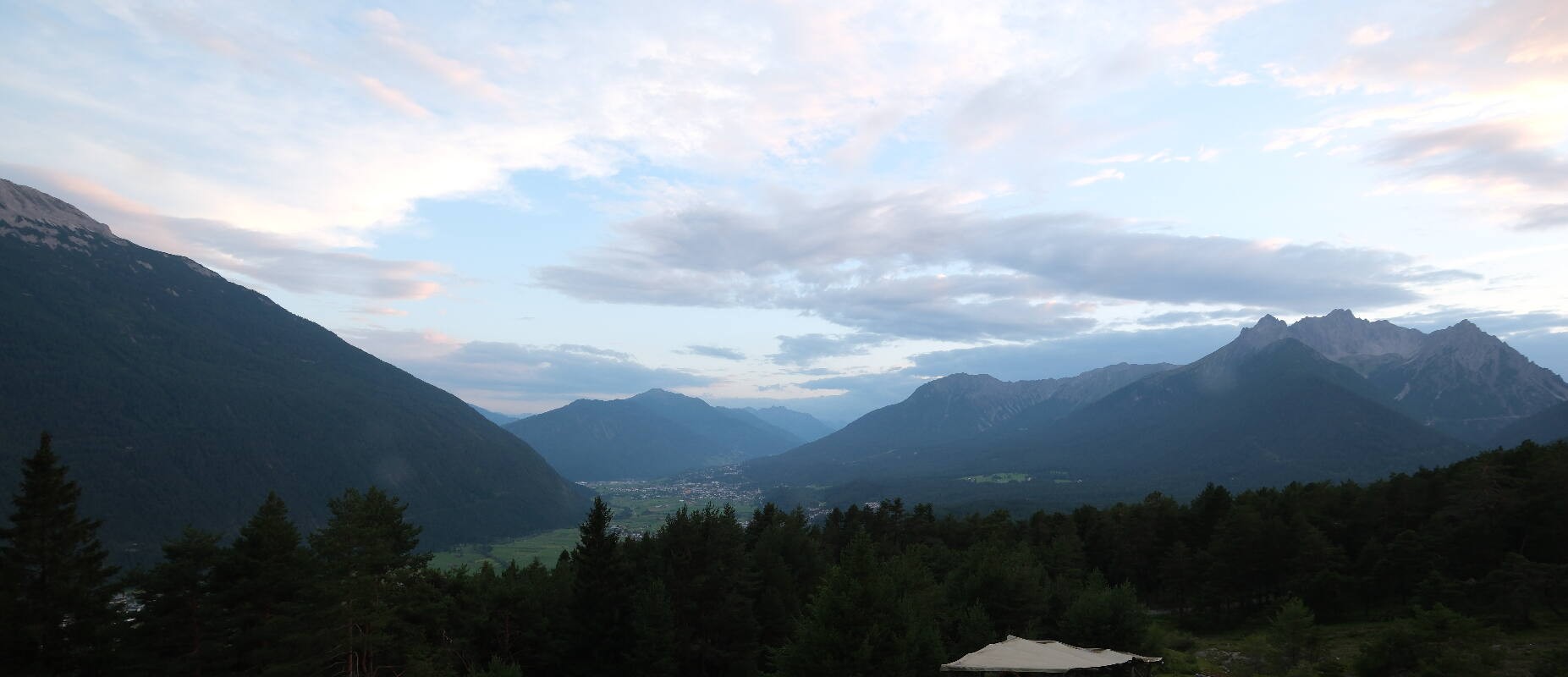 Archiv Foto Webcam Tarrenz - Blick vom Kappakreuz auf Imst