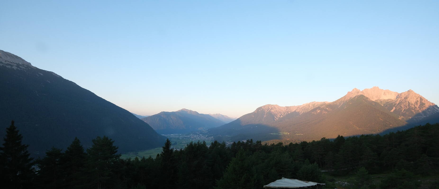 Archiv Foto Webcam Tarrenz - Blick vom Kappakreuz auf Imst