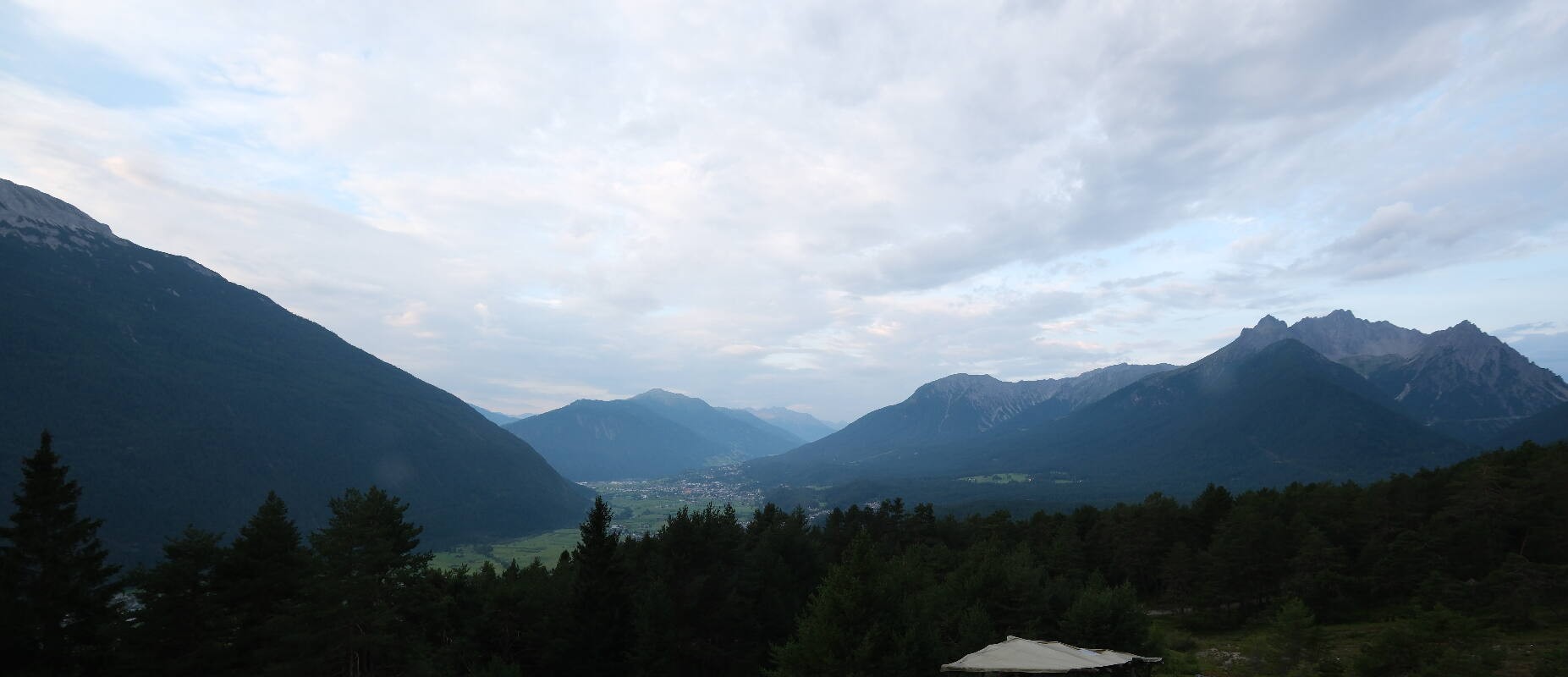 Archiv Foto Webcam Tarrenz - Blick vom Kappakreuz auf Imst