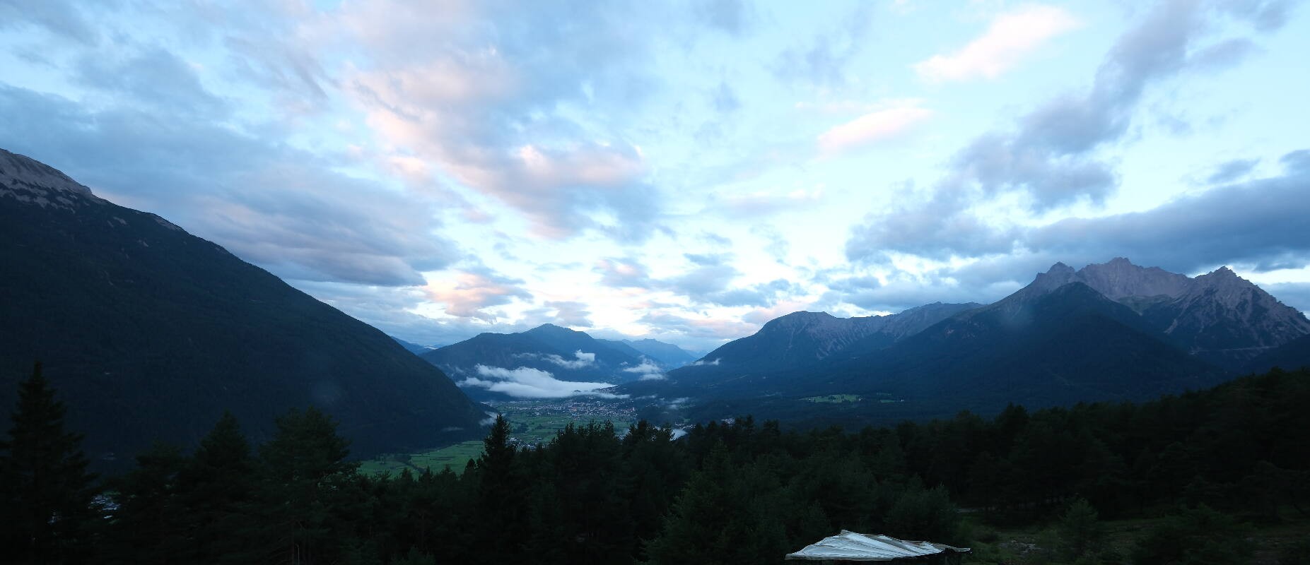 Archiv Foto Webcam Tarrenz - Blick vom Kappakreuz auf Imst