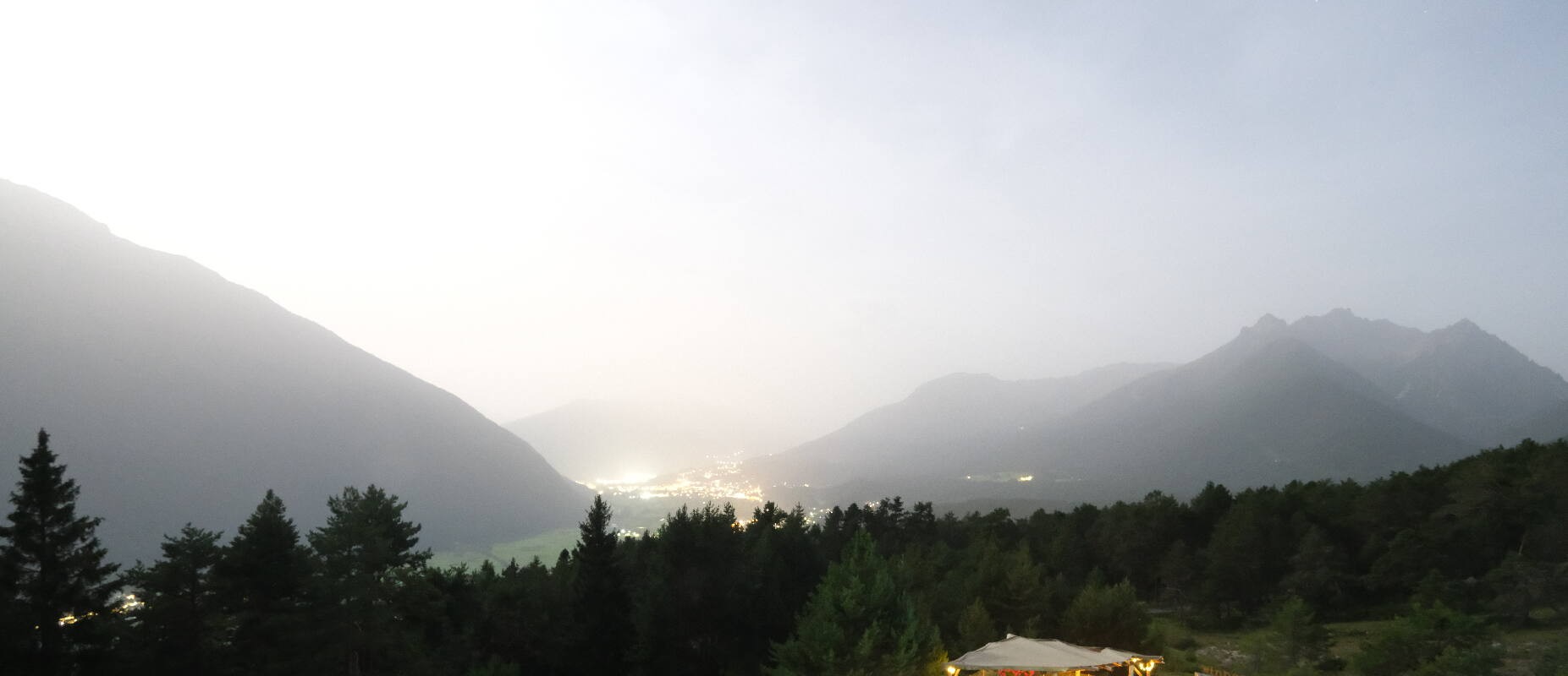 Archiv Foto Webcam Tarrenz - Blick vom Kappakreuz auf Imst