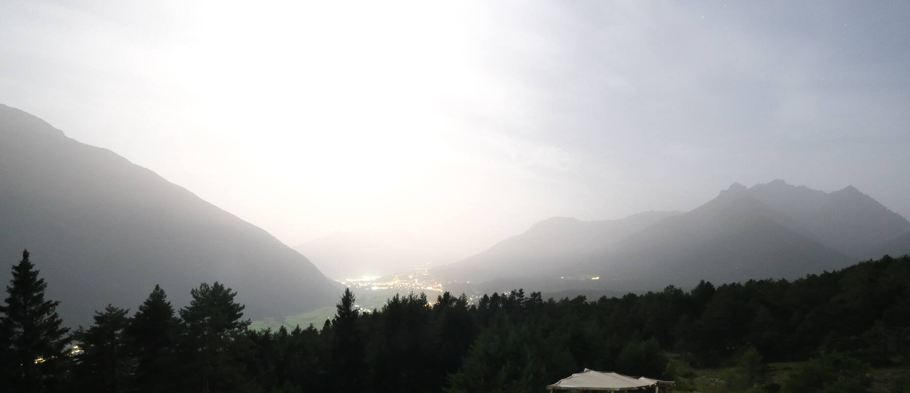 Archiv Foto Webcam Tarrenz - Blick vom Kappakreuz auf Imst