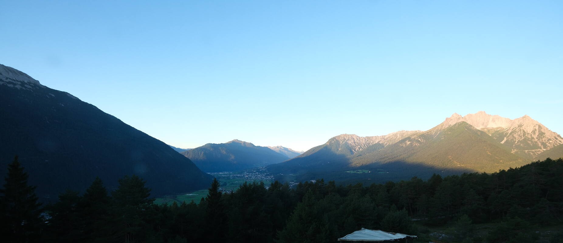 Archiv Foto Webcam Tarrenz - Blick vom Kappakreuz auf Imst