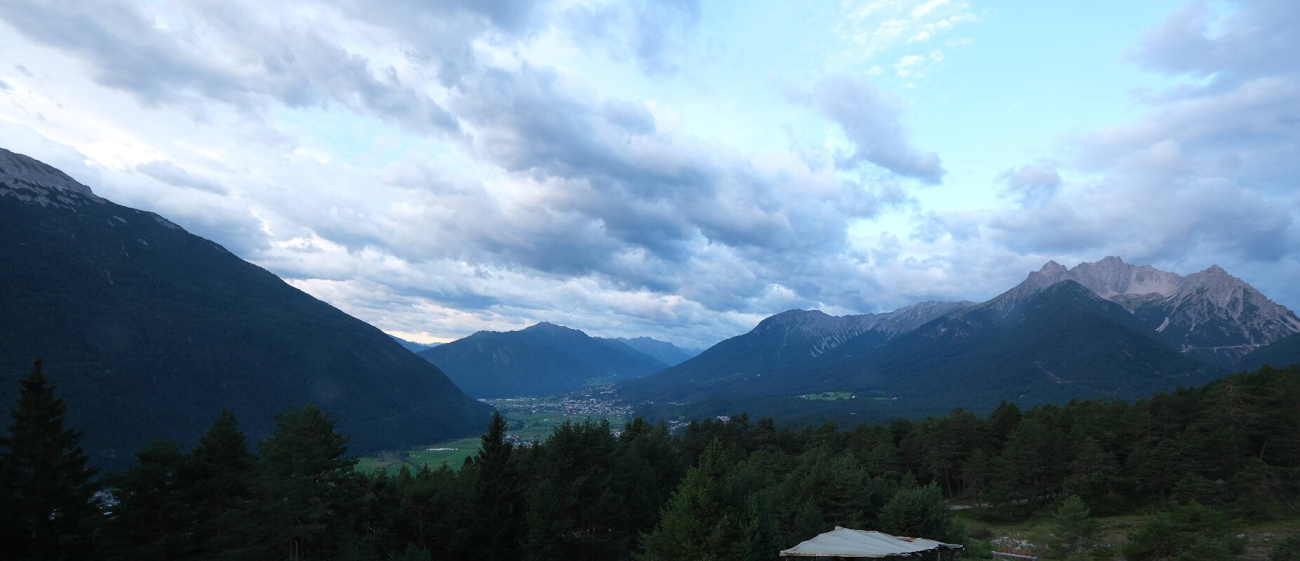 Archiv Foto Webcam Tarrenz - Blick vom Kappakreuz auf Imst