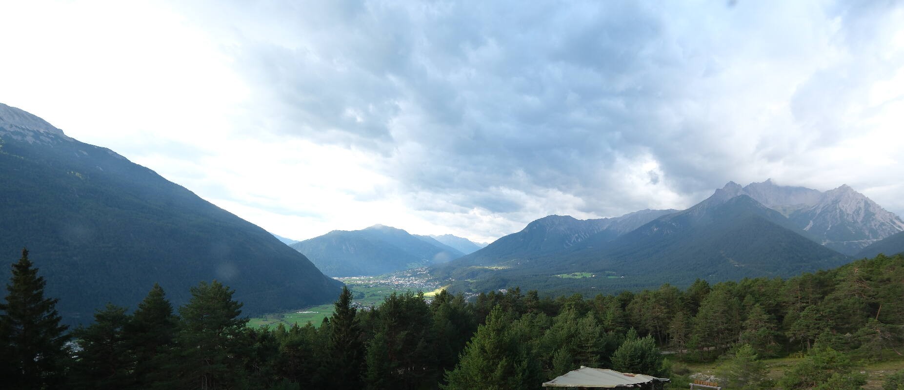 Archiv Foto Webcam Tarrenz - Blick vom Kappakreuz auf Imst