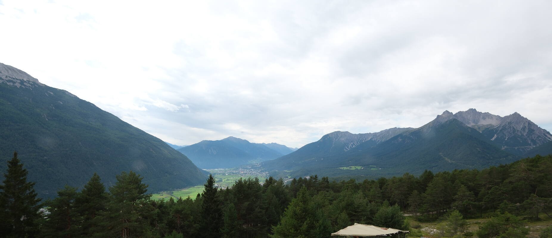 Archiv Foto Webcam Tarrenz - Blick vom Kappakreuz auf Imst