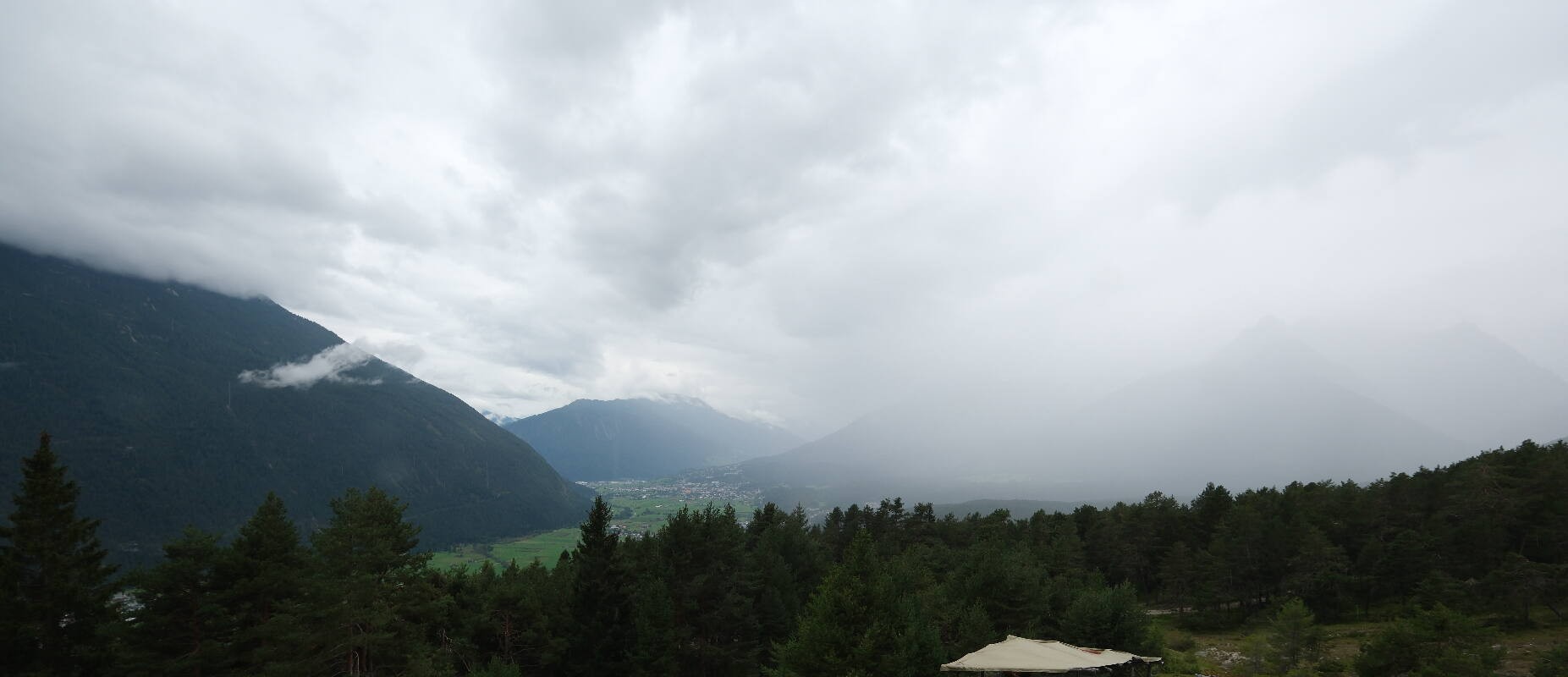 Archiv Foto Webcam Tarrenz - Blick vom Kappakreuz auf Imst