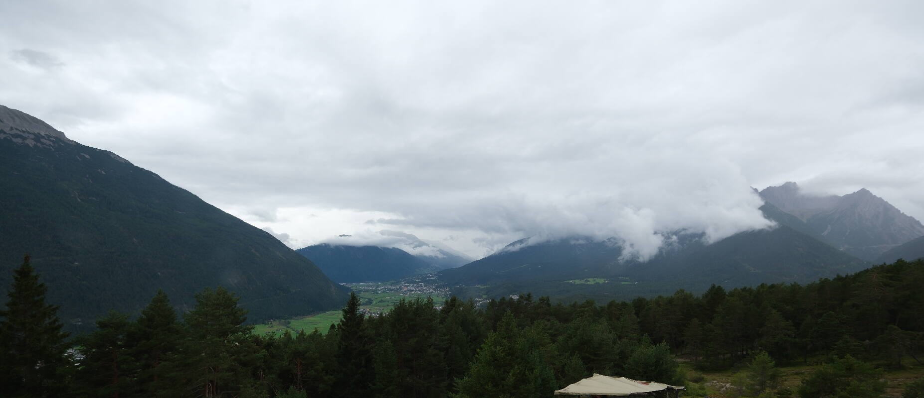 Archiv Foto Webcam Tarrenz - Blick vom Kappakreuz auf Imst