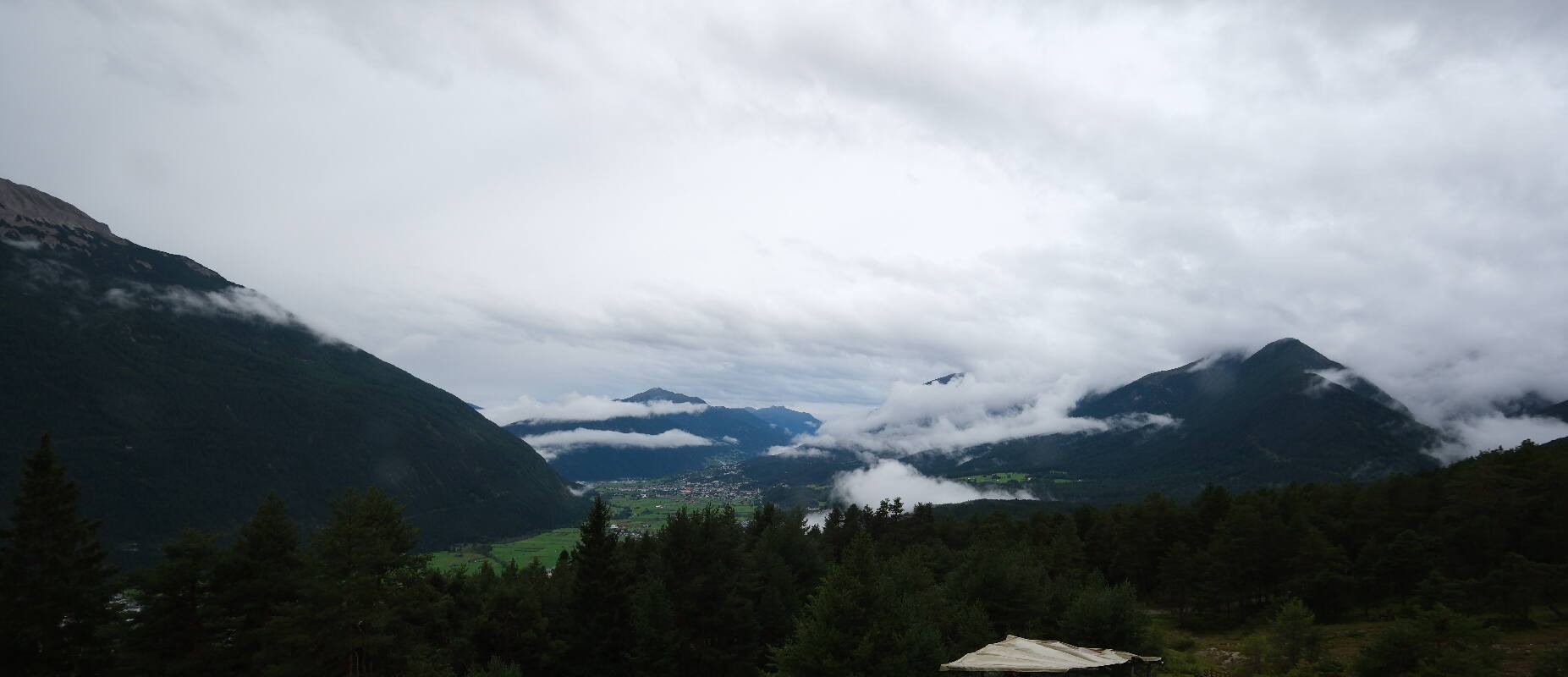 Archiv Foto Webcam Tarrenz - Blick vom Kappakreuz auf Imst