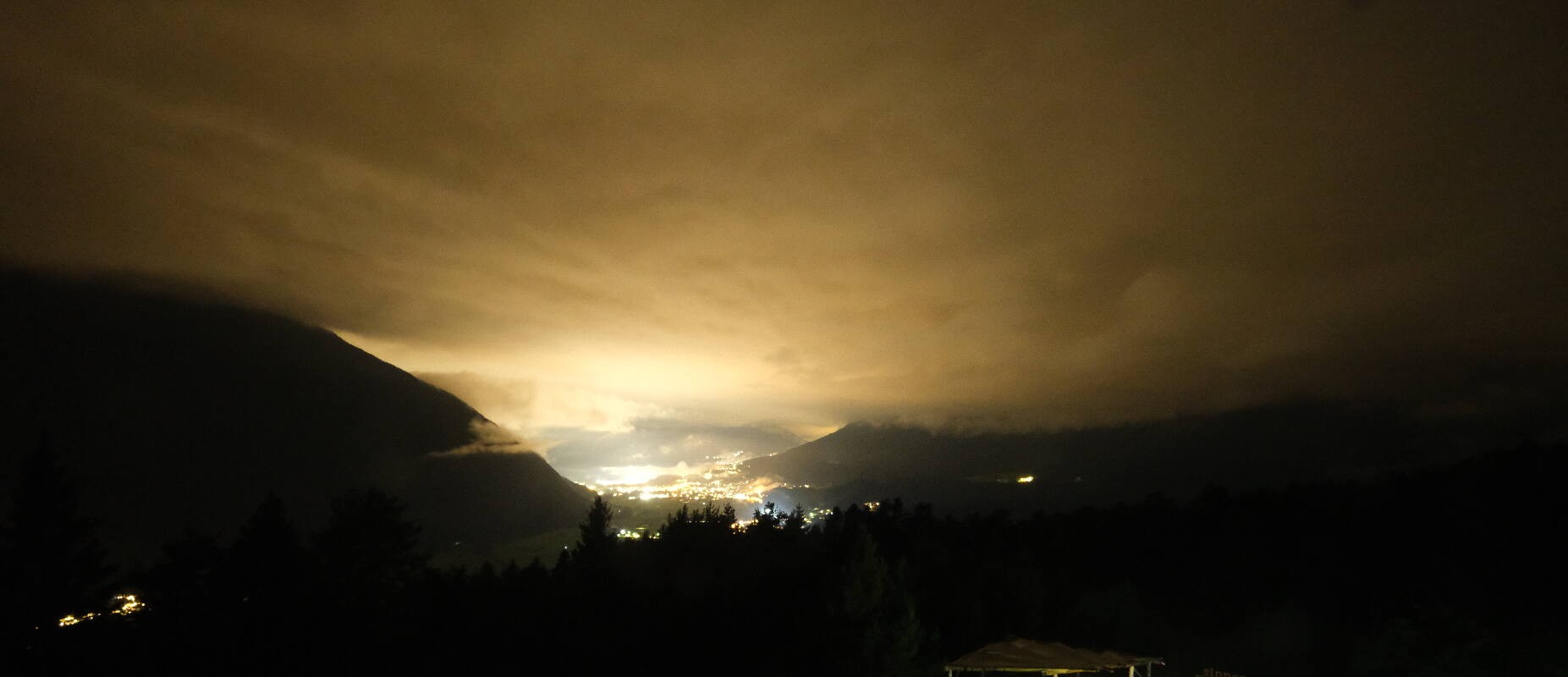 Archiv Foto Webcam Tarrenz - Blick vom Kappakreuz auf Imst