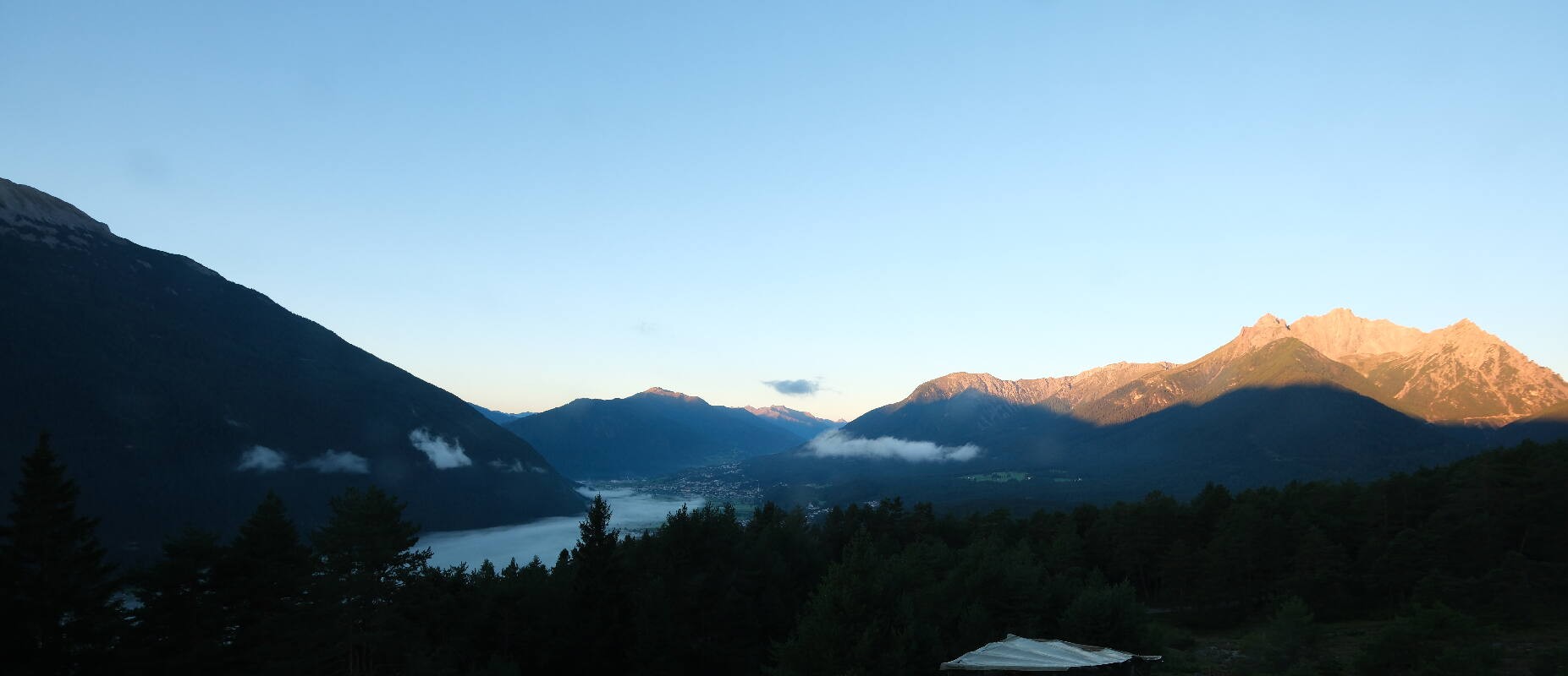 Archiv Foto Webcam Tarrenz - Blick vom Kappakreuz auf Imst