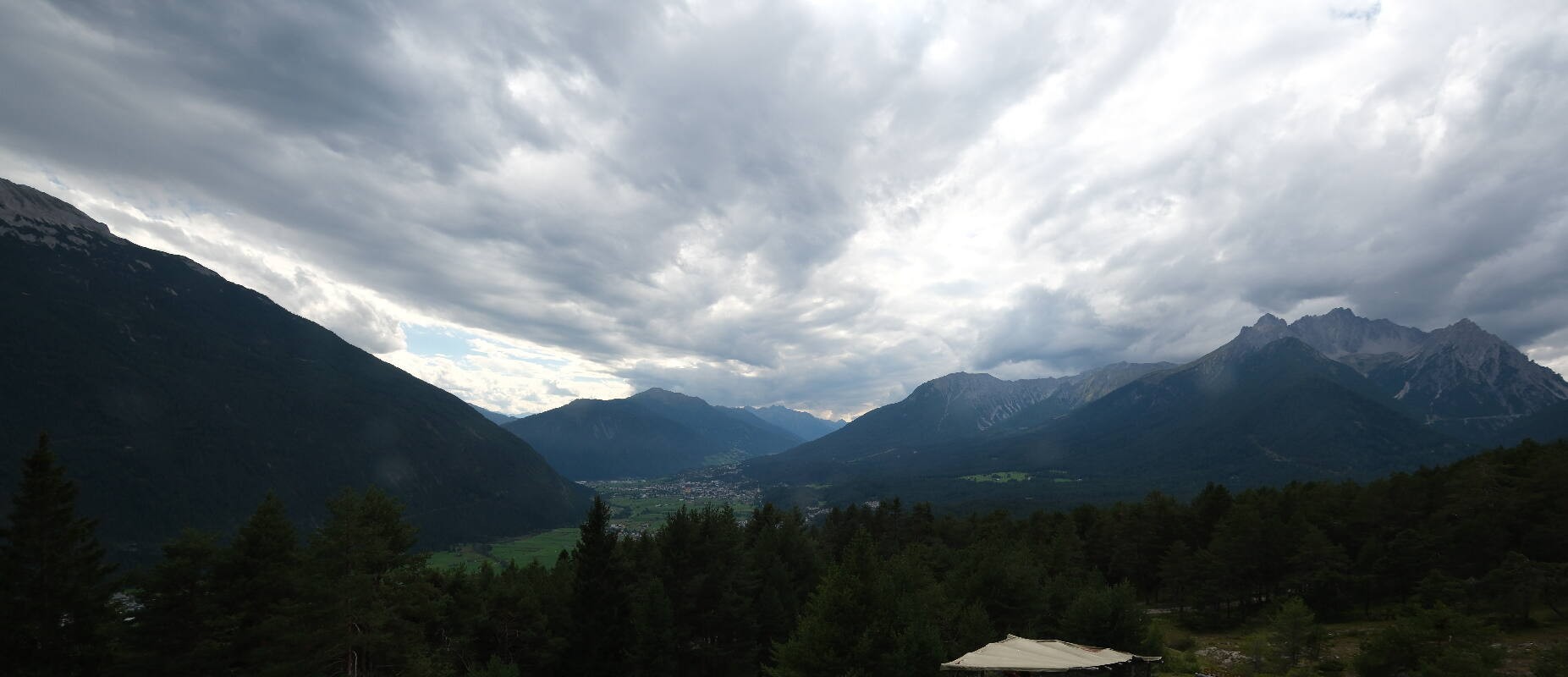 Archiv Foto Webcam Tarrenz - Blick vom Kappakreuz auf Imst