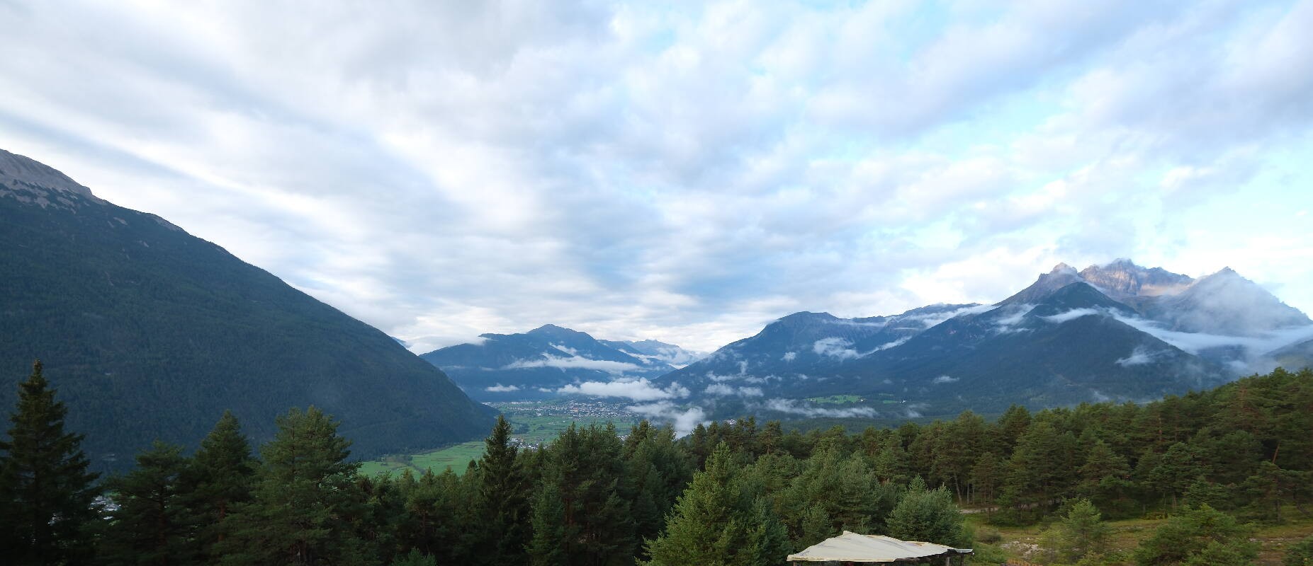 Archiv Foto Webcam Tarrenz - Blick vom Kappakreuz auf Imst