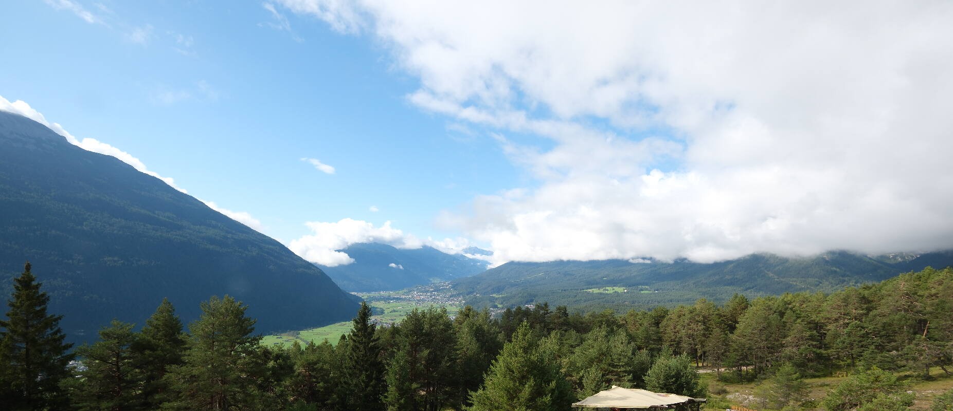 Archiv Foto Webcam Tarrenz - Blick vom Kappakreuz auf Imst