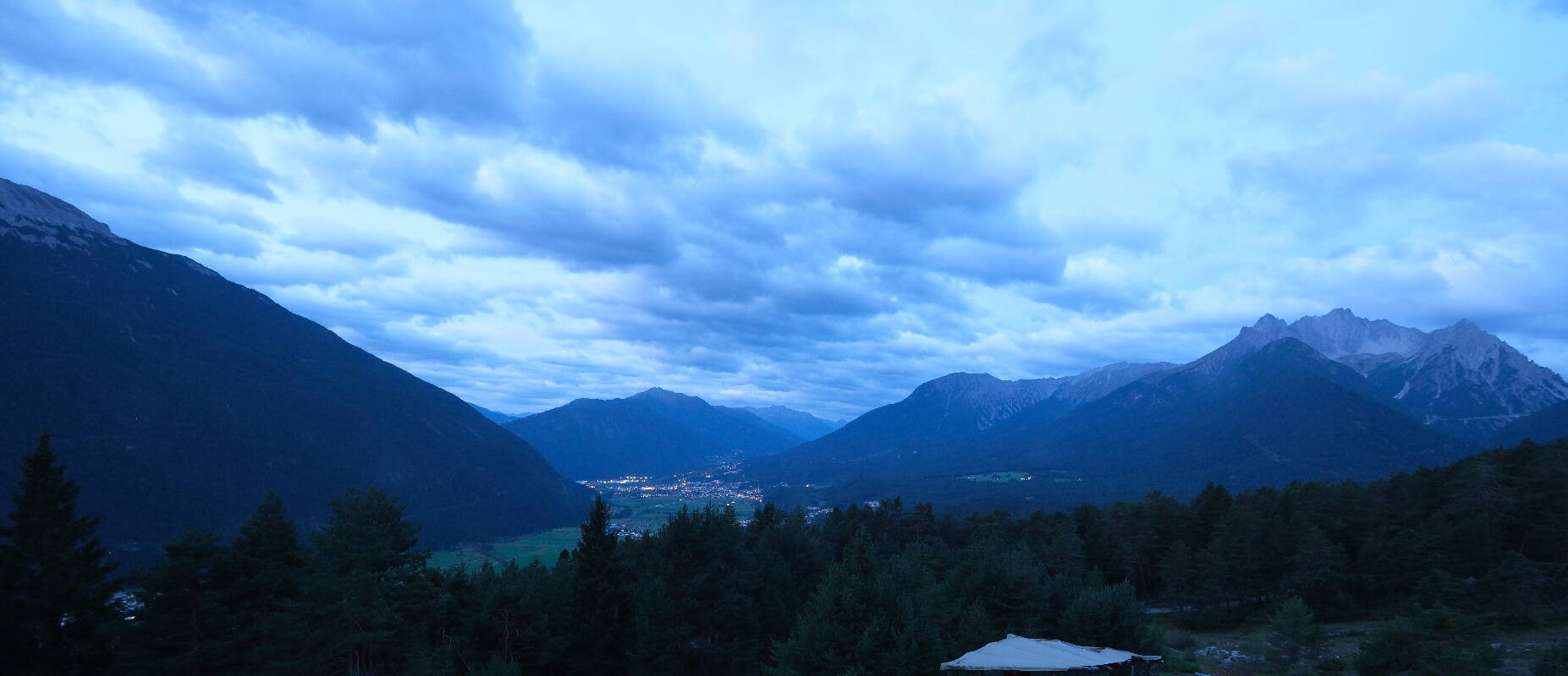 Archiv Foto Webcam Tarrenz - Blick vom Kappakreuz auf Imst